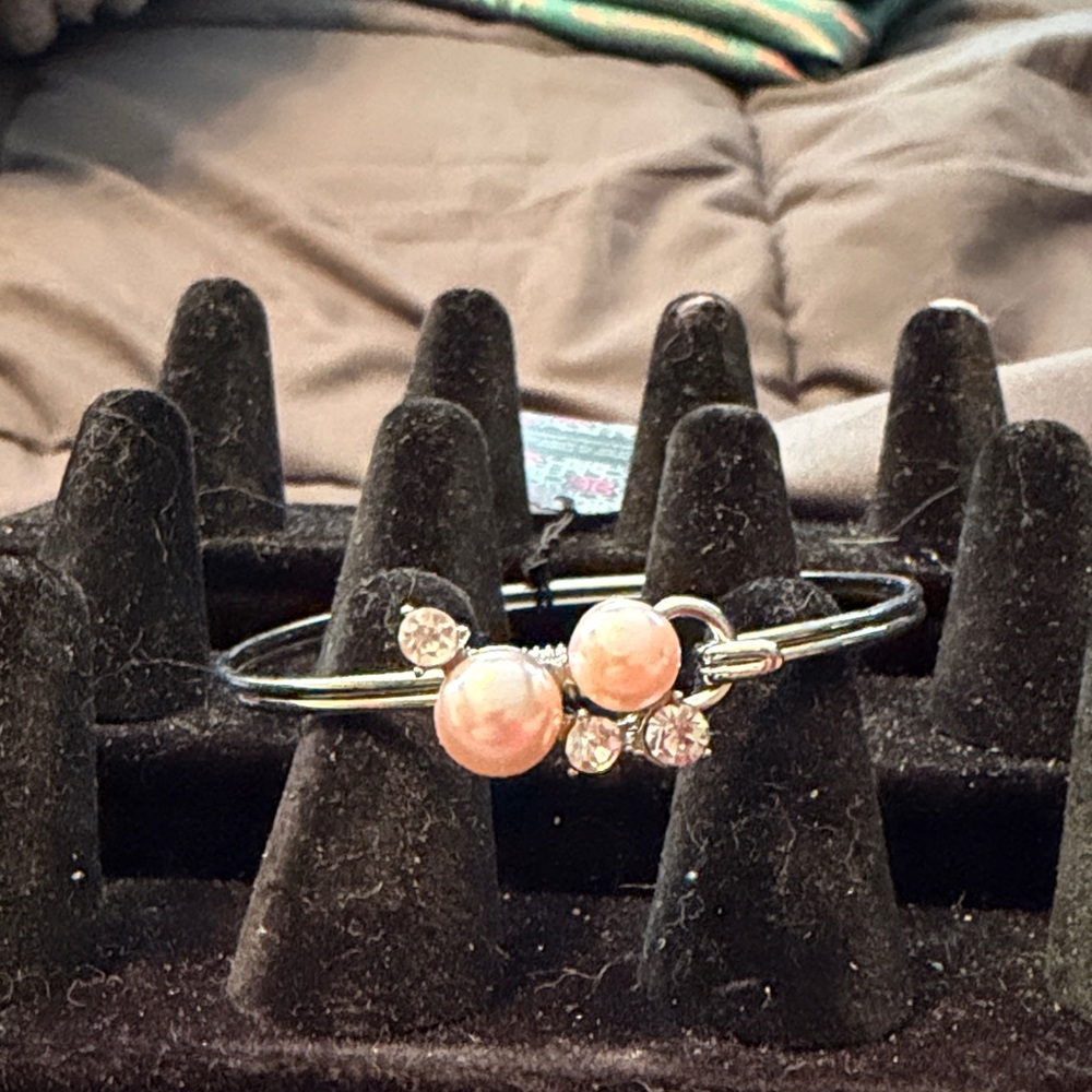 paparazzi Silver Bangle with Pink Pearl and Crystal Accents